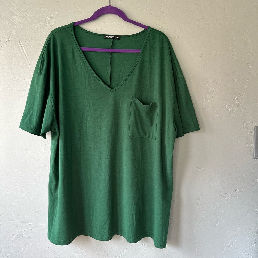 Rich green color short sleeve top, size 3XL, SHEIN